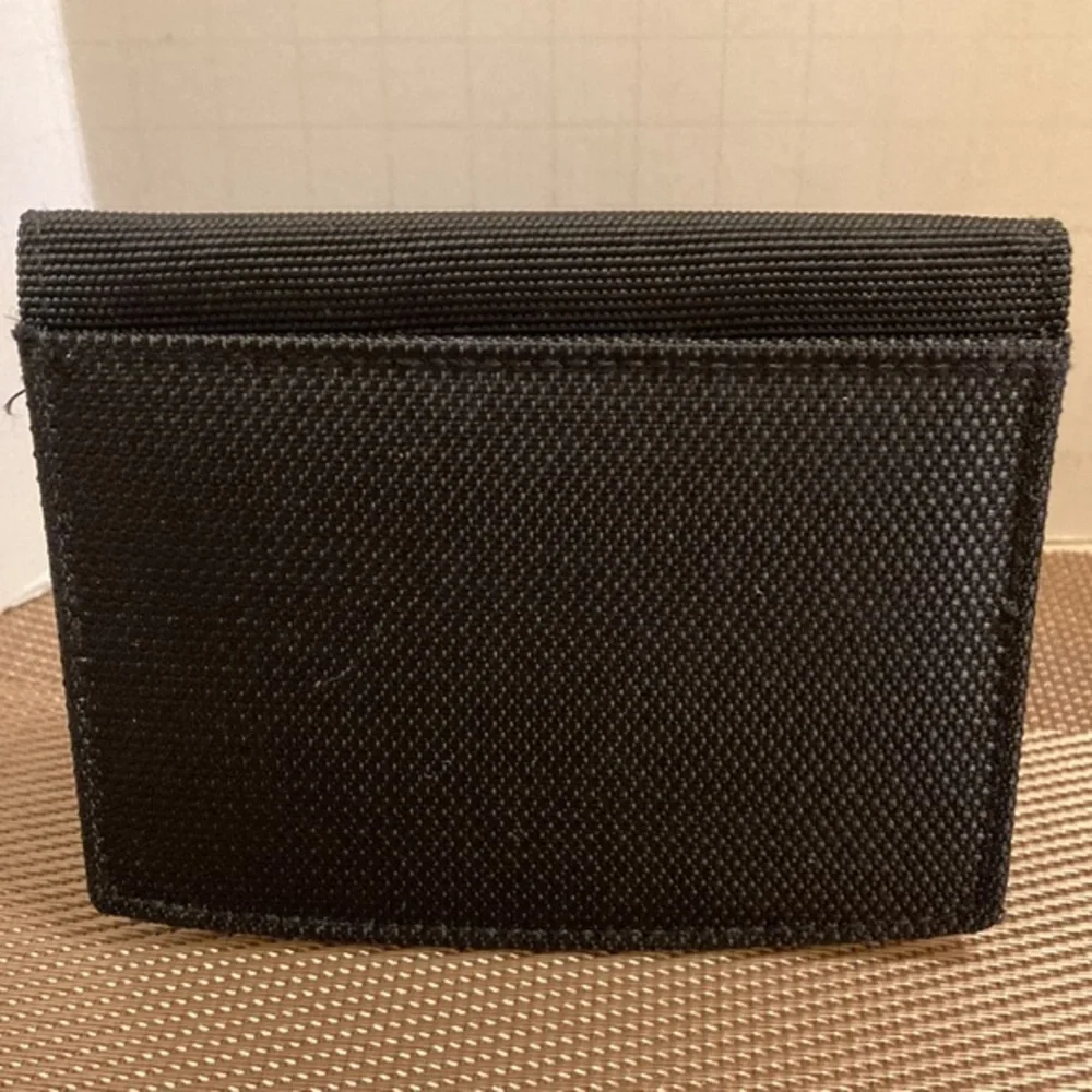 NWOT Buxton nylon with leather trim black ID/credit card bifold wallet